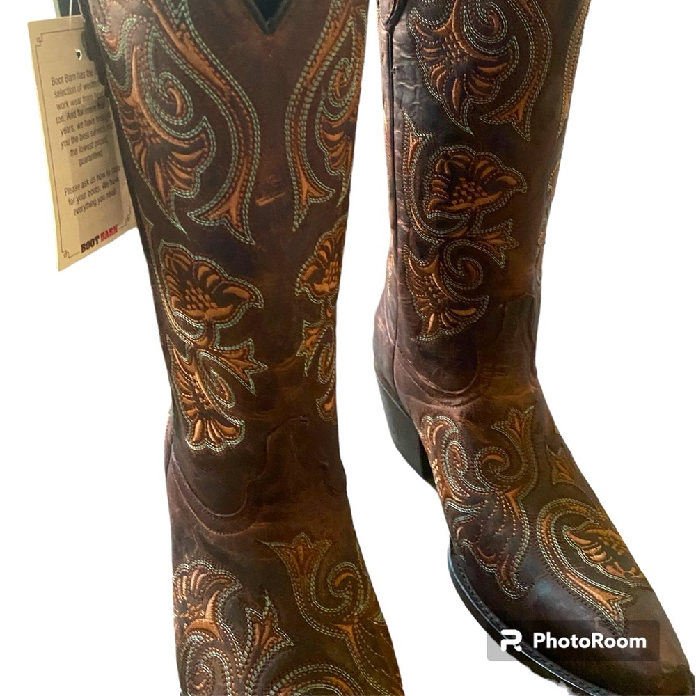 NWT women’s cowboy corral boots full stitch toe boots - Picture 2 of 16